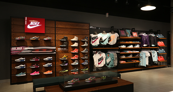 nike outlet centro civico