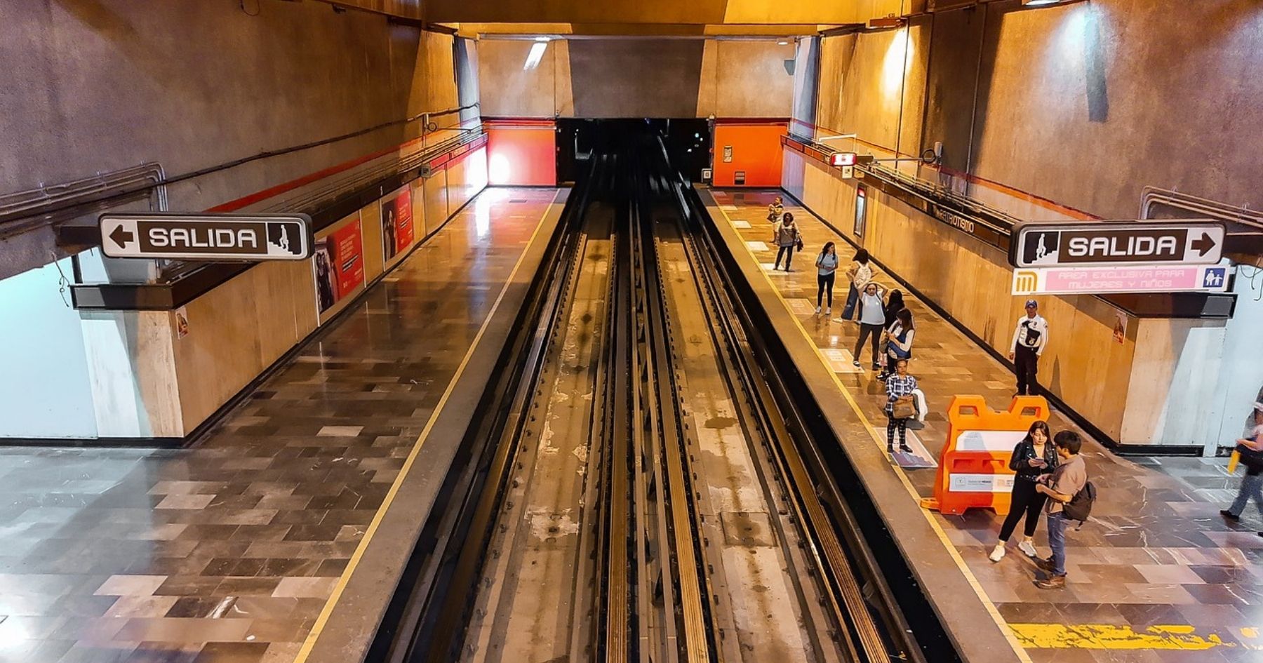 Trabaja en el Metro de Ciudad de México